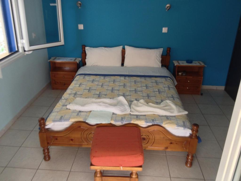 Kostas Rooms Votsi  Zimmer foto
